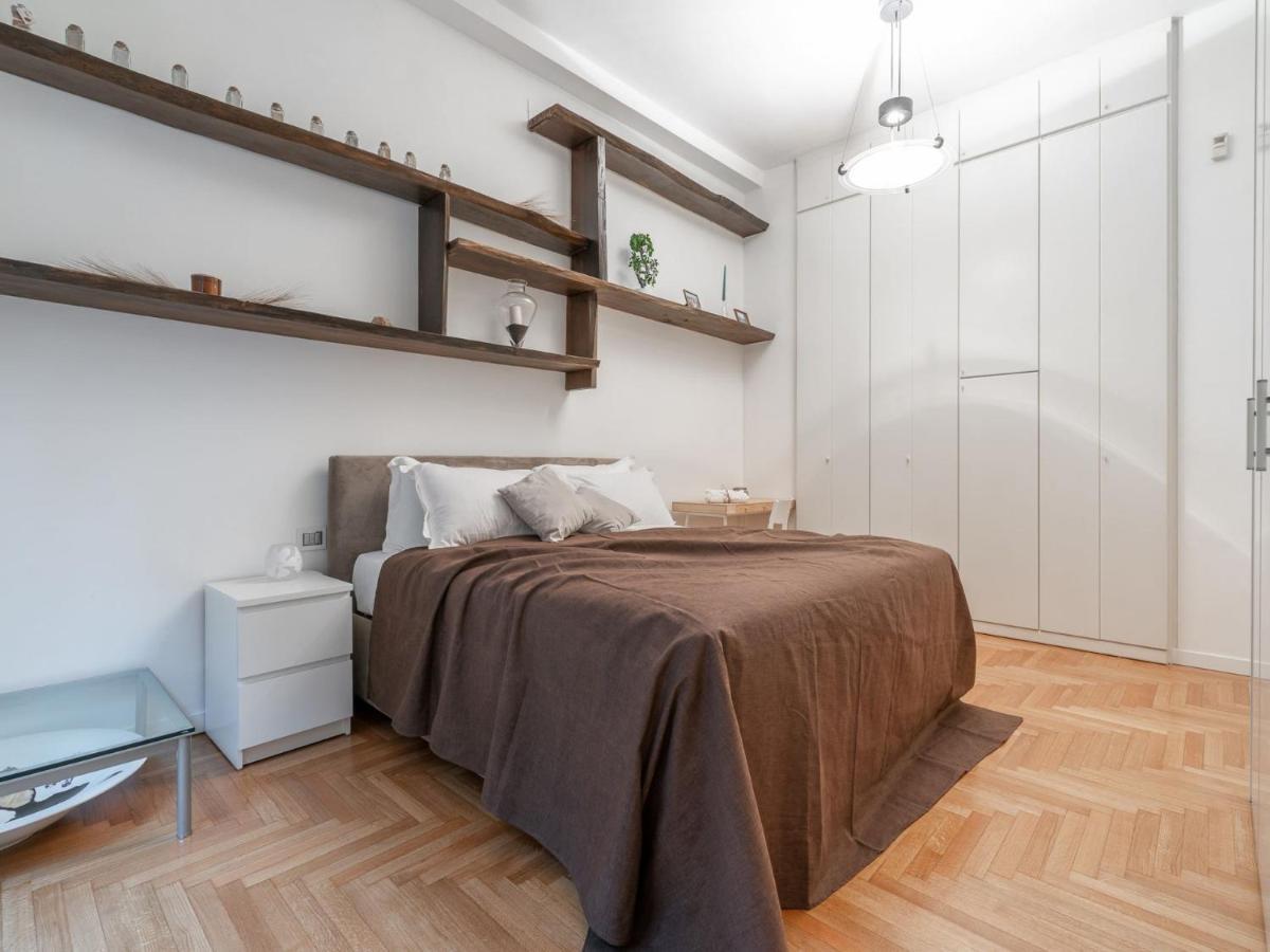 The Best Rent - Spacious Three-Bedroom Apartment In Moscova Мілан Екстер'єр фото